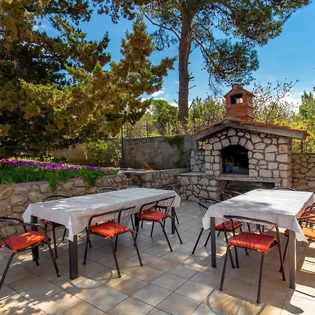 2 Bedroom Awesome In Rab * Barbat na Rabu